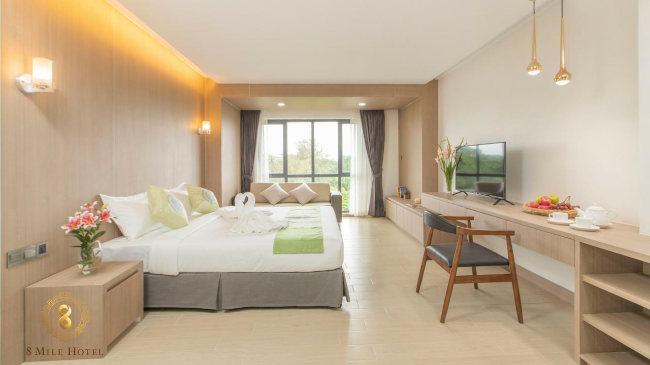 8 Mile Hotel Янгон Екстериор снимка
