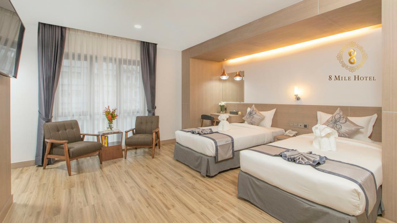 8 Mile Hotel Янгон Екстериор снимка