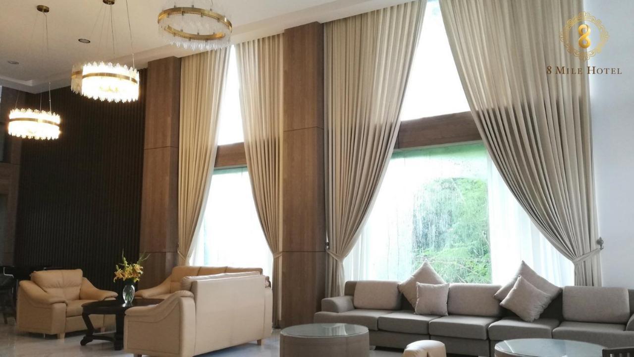 8 Mile Hotel Янгон Екстериор снимка